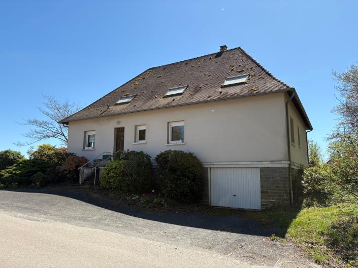 Image No.8-4 Bed Village House for sale