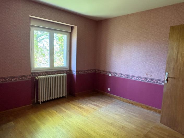 Image No.21-4 Bed Village House for sale