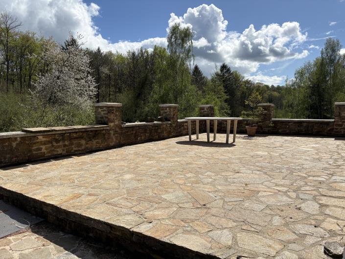 Image No.18-3 Bed Country Property for sale