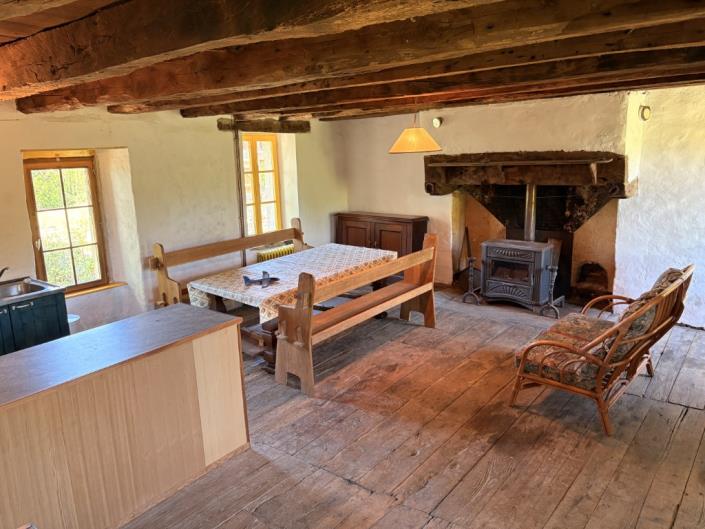 Image No.19-8 Bed Country Property for sale