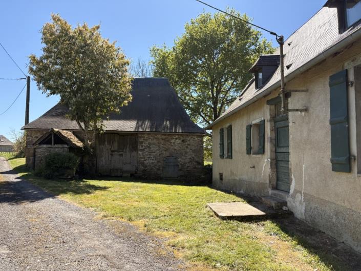 Image No.23-8 Bed Country Property for sale