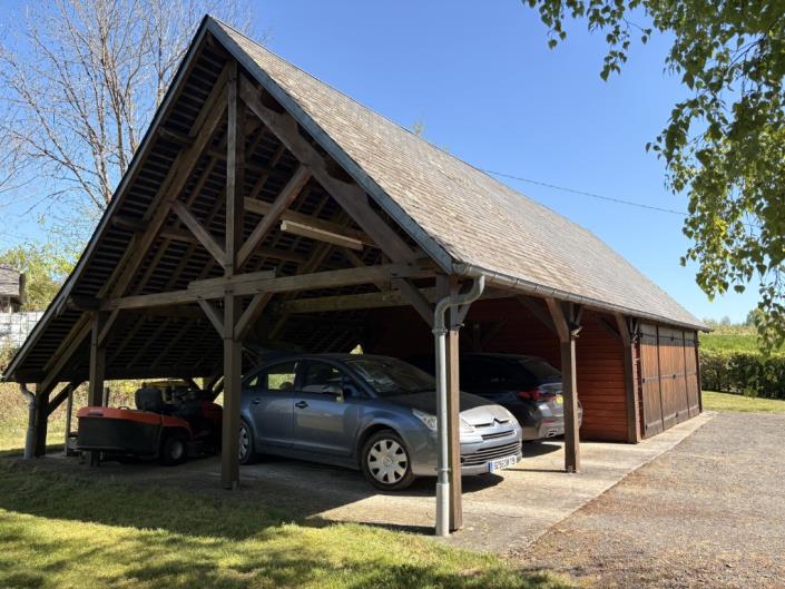 Image No.25-8 Bed Country Property for sale