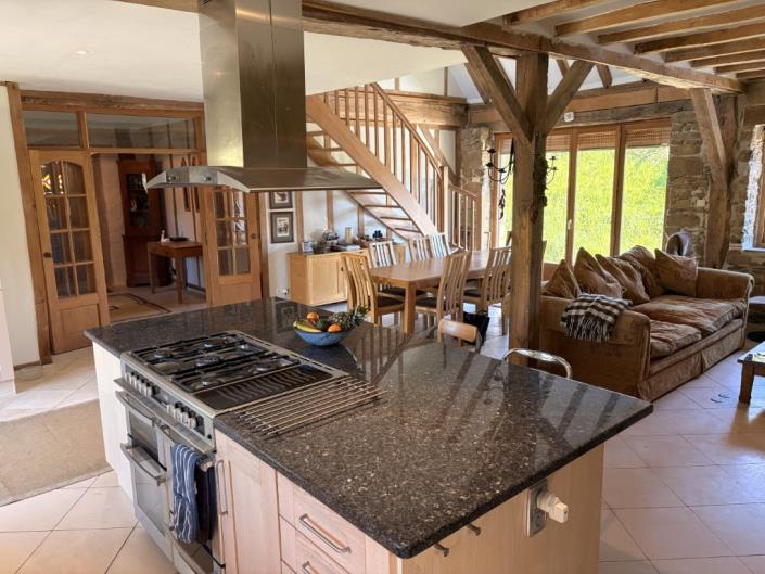 Image No.5-8 Bed Country Property for sale