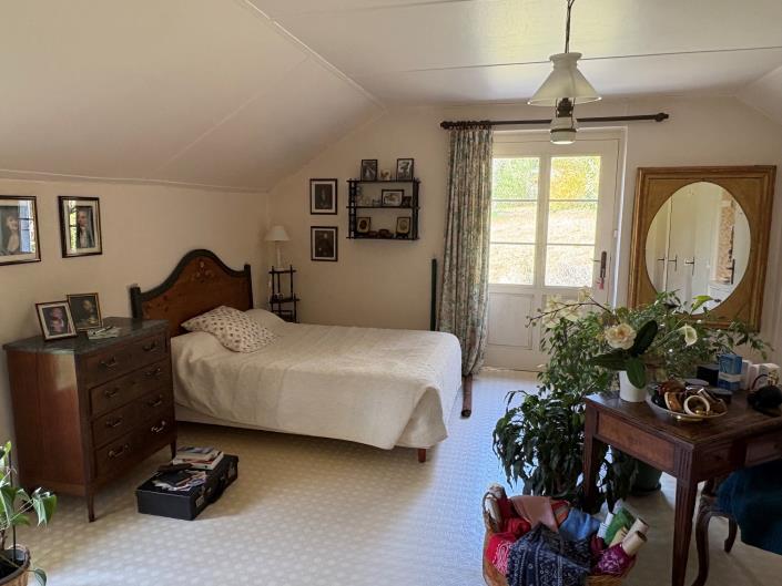 Image No.9-3 Bed Country House for sale
