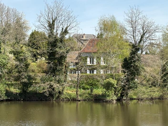 Image No.19-3 Bed Country House for sale