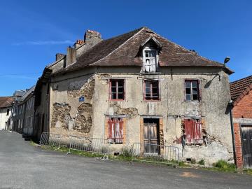 6615_immo_berthou_coussac_bonneval_maison-a-renover_bourg_8_pieces__cour--1-