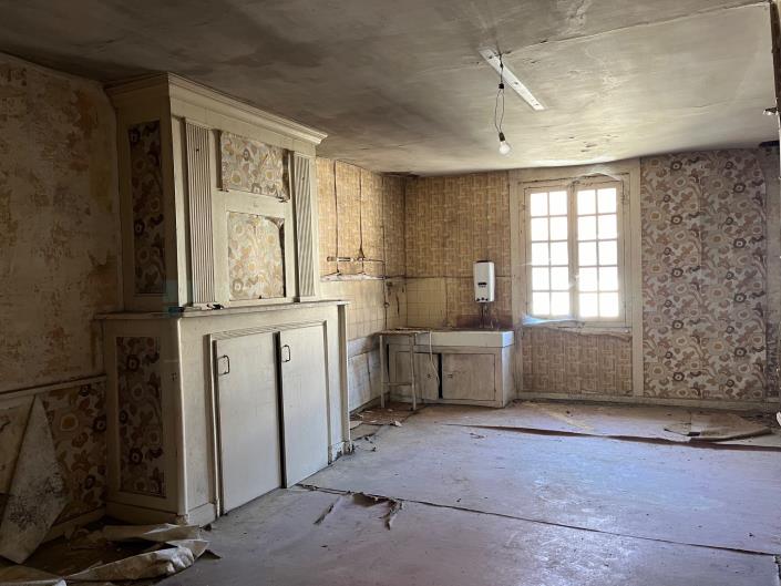 Image No.17-4 Bed Village House for sale