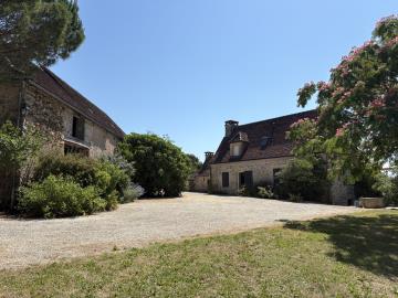6628_berthou_immo_genis_propriete_en_pierres_perigourdine_piscine_terrain_grange_vue_proche_bourg--1-