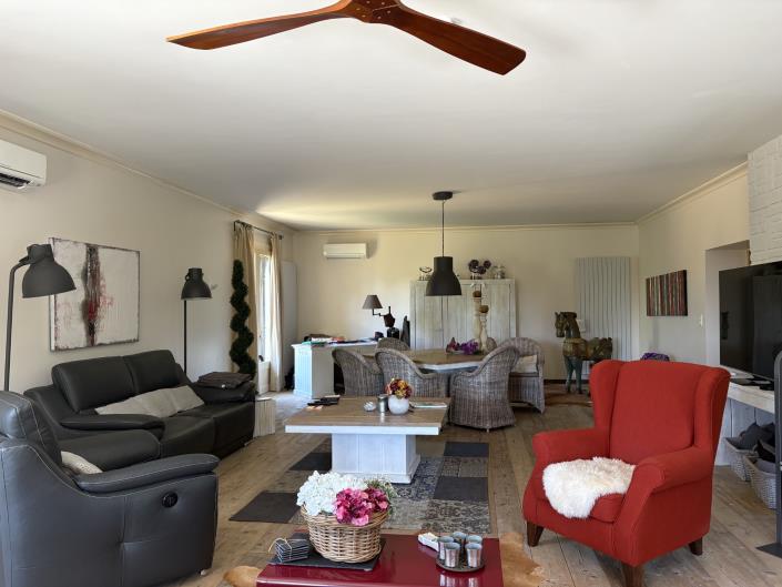 Image No.9-5 Bed Country Property for sale