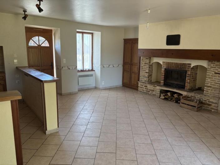 Image No.6-3 Bed Country Property for sale