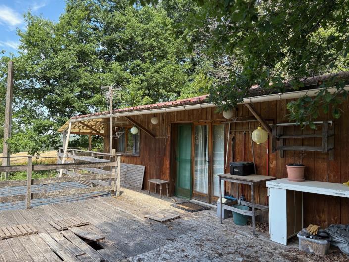 Image No.6-1 Bed Country Property for sale