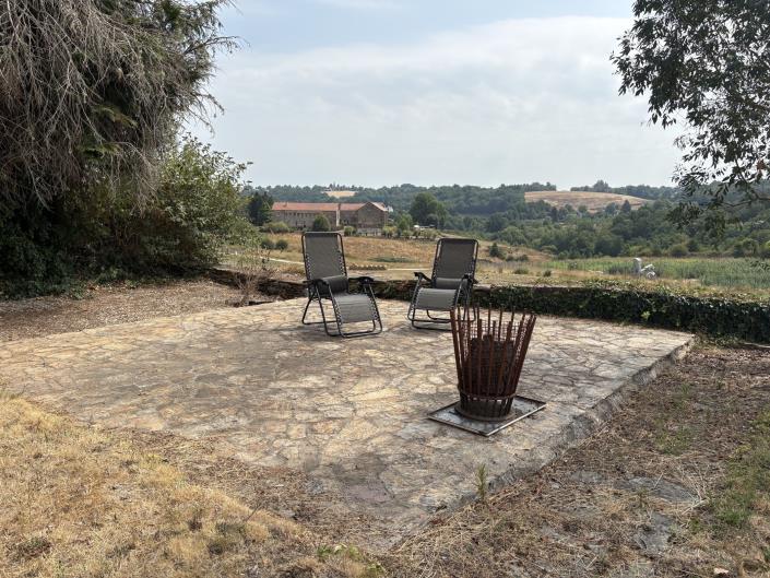 Image No.18-3 Bed Village House for sale