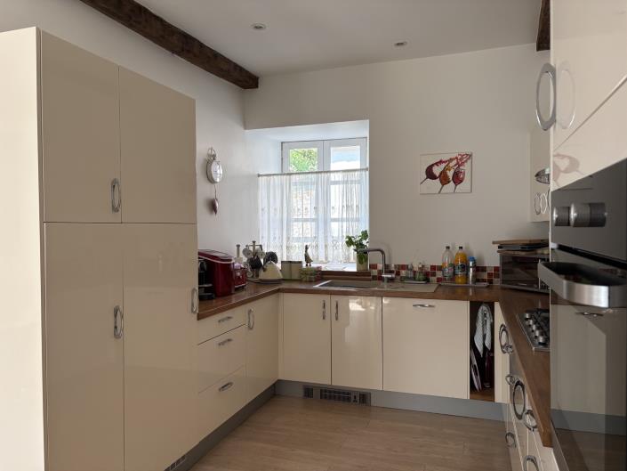 Image No.9-3 Bed Village House for sale
