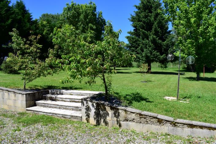 Image No.28-3 Bed Country House for sale