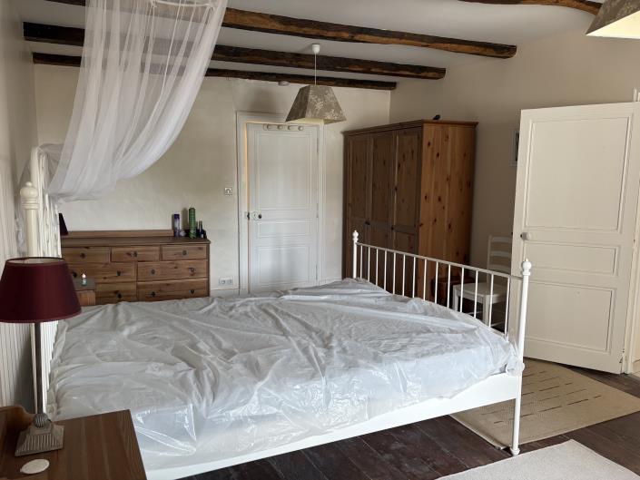 Image No.18-2 Bed House for sale