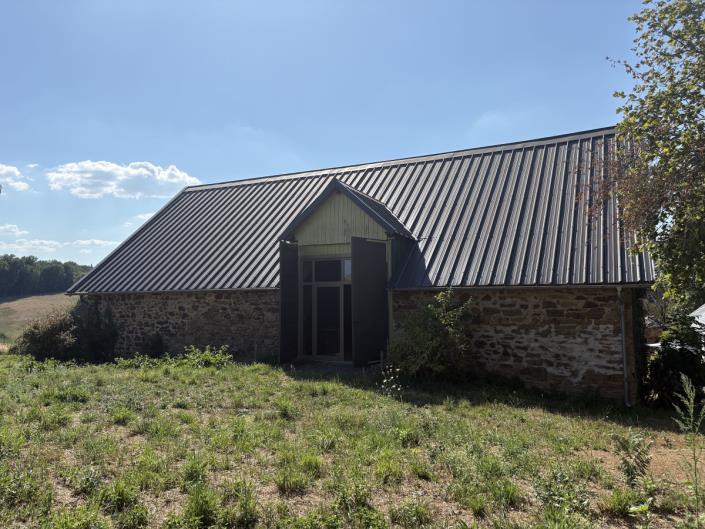 Image No.12-3 Bed Farmhouse for sale