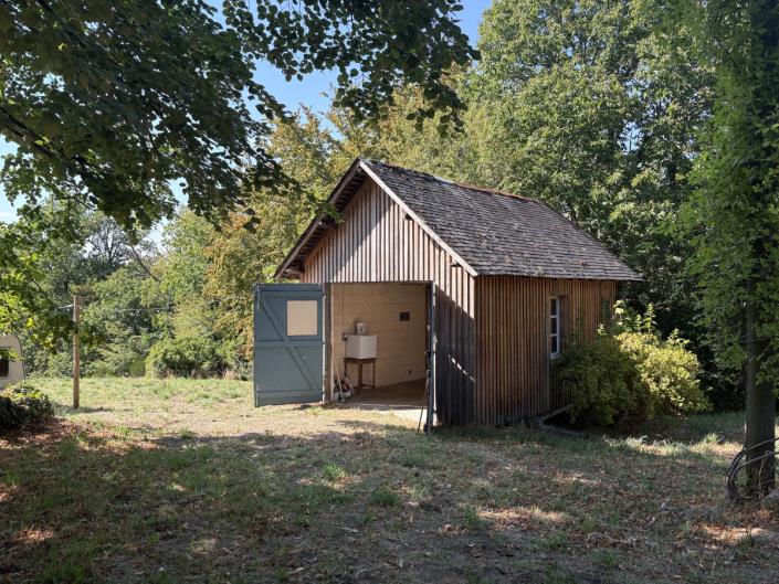 Image No.14-3 Bed Farmhouse for sale