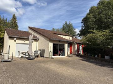 6674_berthou_immo_chateau_chervix_vrijstaande_woning_gelijkvloers_goed_onderhouden_direct_bewoonbaar_omheinde_tuin2