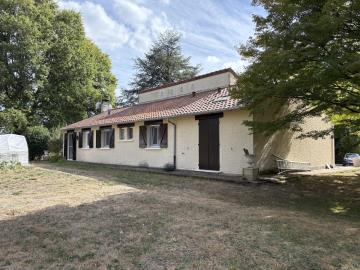 6674_berthou_immo_chateau_chervix_vrijstaande_woning_gelijkvloers_goed_onderhouden_direct_bewoonbaar_omheinde_tuin3