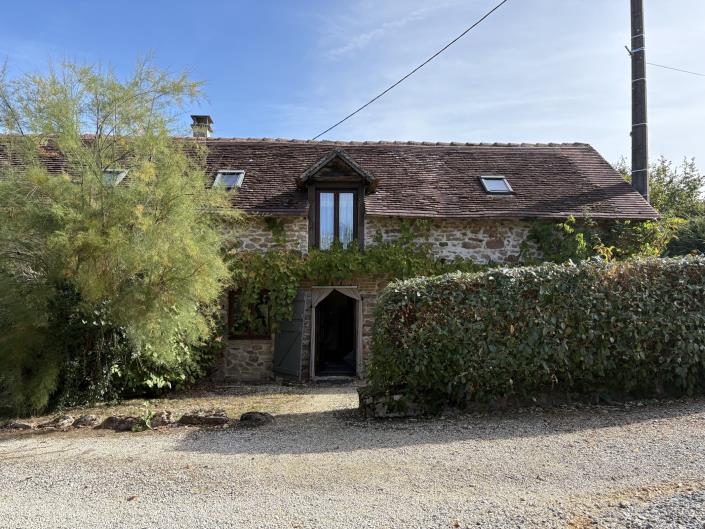 Image No.20-3 Bed Country Property for sale