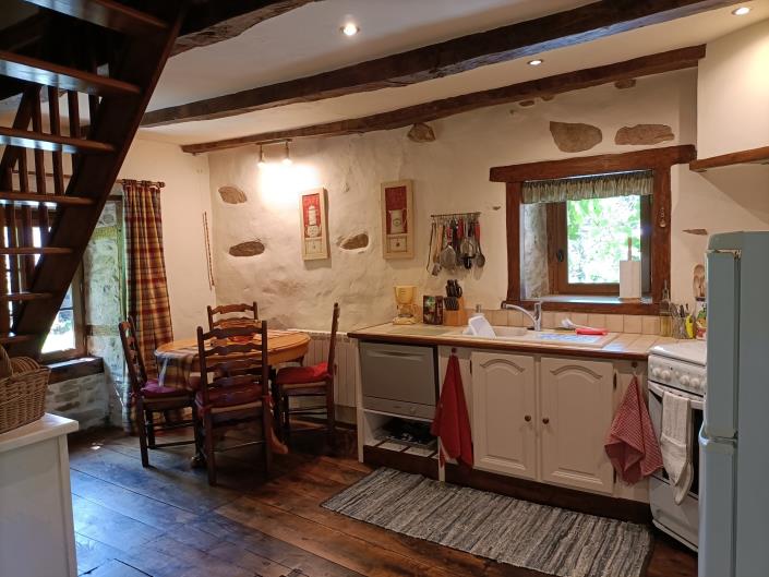 Image No.27-3 Bed Country Property for sale