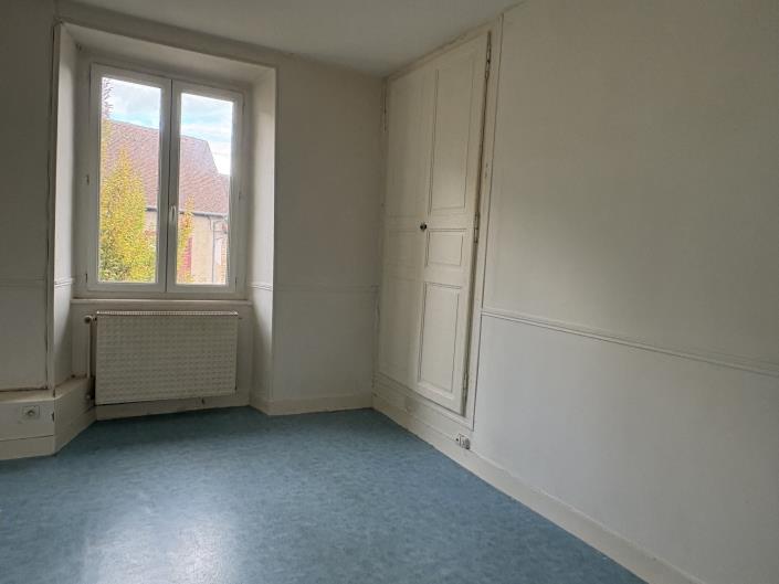 Image No.10-2 Bed Commercial for sale
