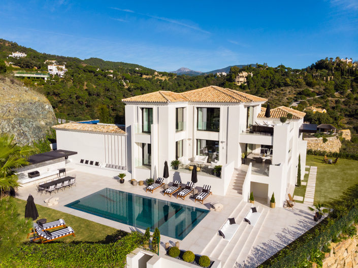 Image No.2-5 Bed Villa for sale