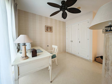 b98le8d7m9k3degpefzhs0lif8u4xzvzv0gubtfankfvm