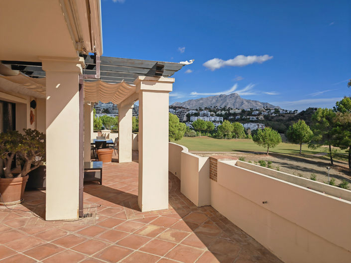 Image No.18-4 Bed Property for sale