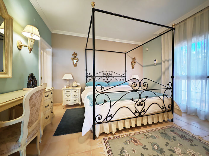 Image No.9-4 Bed Villa for sale