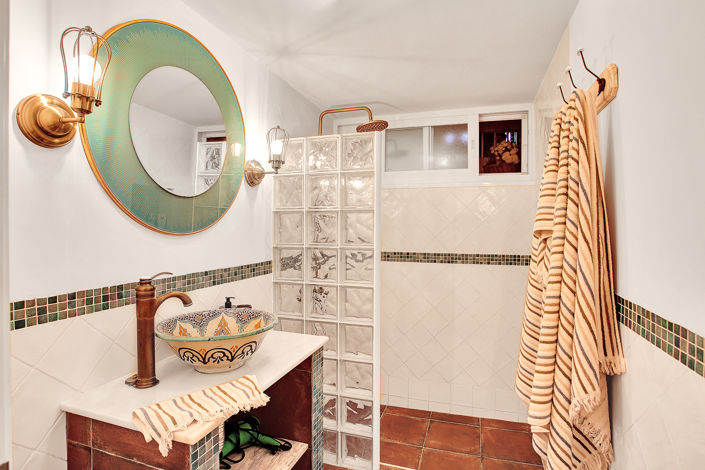 Image No.20-6 Bed Villa for sale
