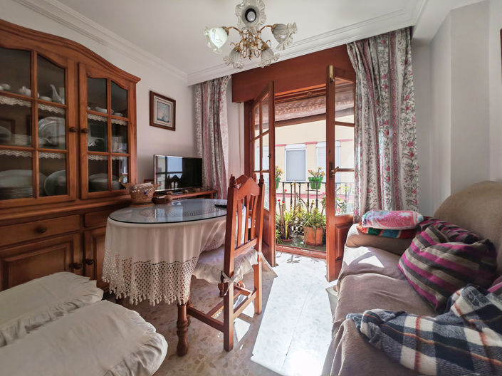 Image No.7-5 Bed Townhouse for sale
