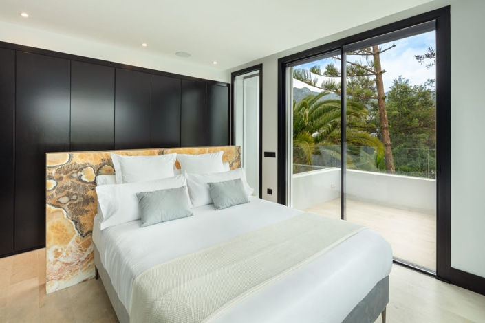 Image No.17-5 Bed Villa for sale