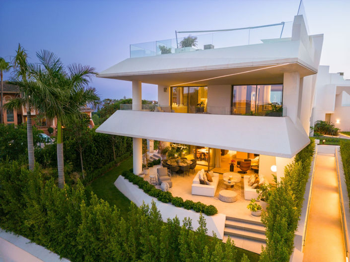 Image No.1-Villa de 4 chambres à vendre à Marbella