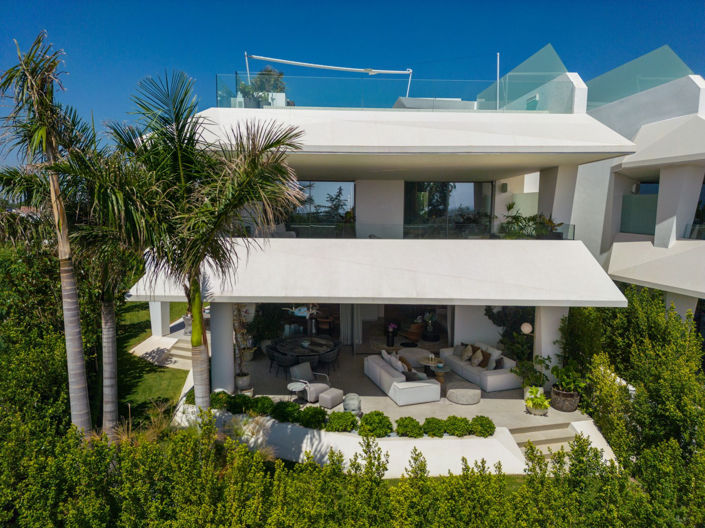 Image No.2-4 Bed Villa for sale