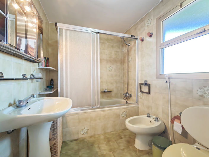 Image No.13-5 Bed Apartment for sale
