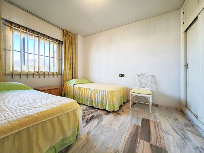 Image No.17-5 Bed Apartment for sale