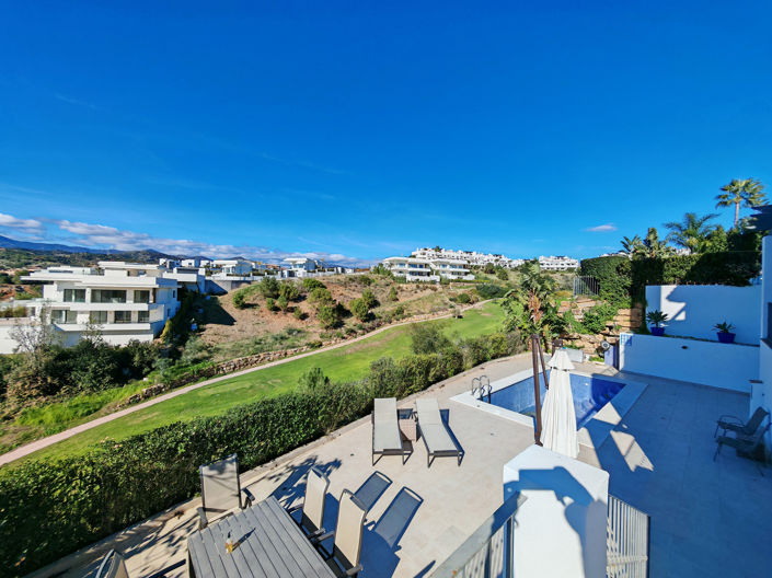 Image No.1-4 Bed Villa for sale