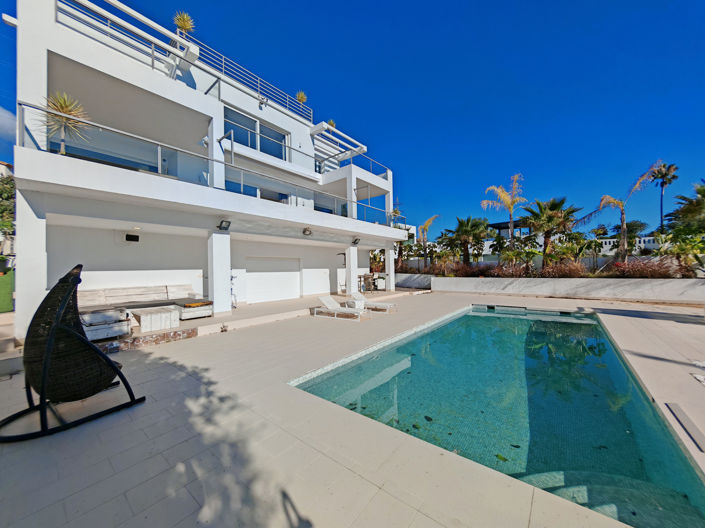 Image No.30-6 Bed Villa for sale