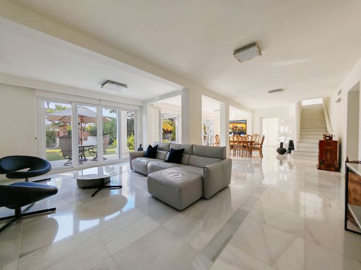 Image No.1-Villa de 4 chambres à vendre à Marbella