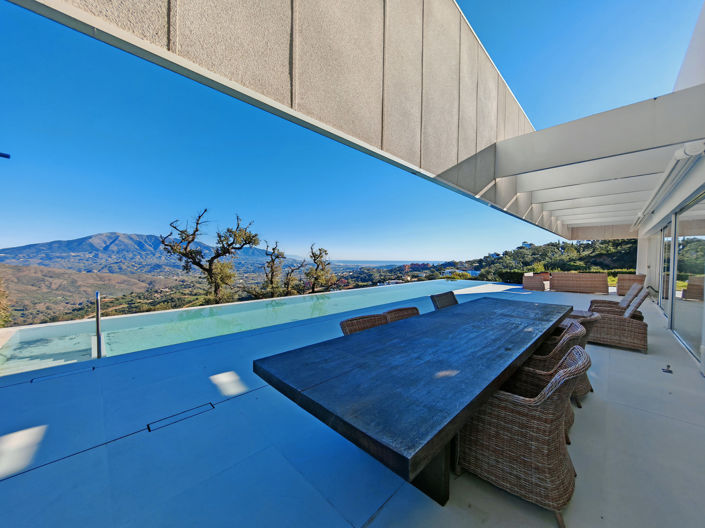 Image No.4-6 Bed Villa for sale