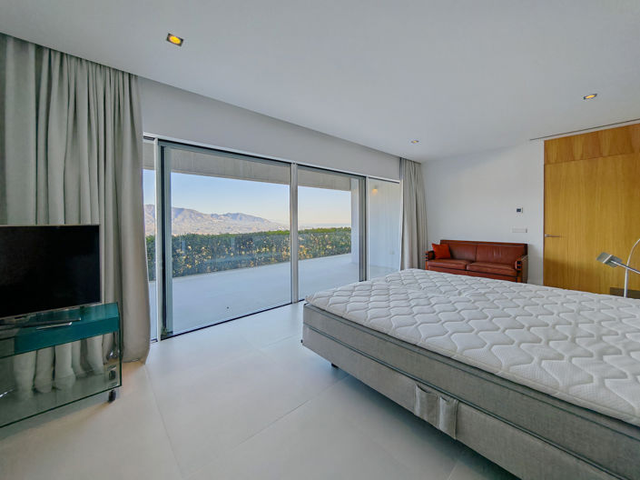 Image No.8-6 Bed Villa for sale