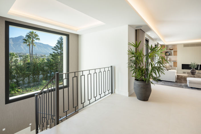 Image No.12-5 Bed Villa for sale