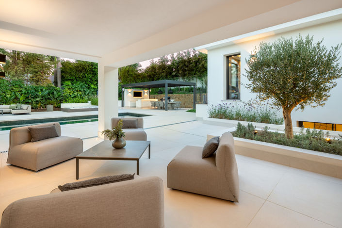Image No.3-5 Bed Villa for sale