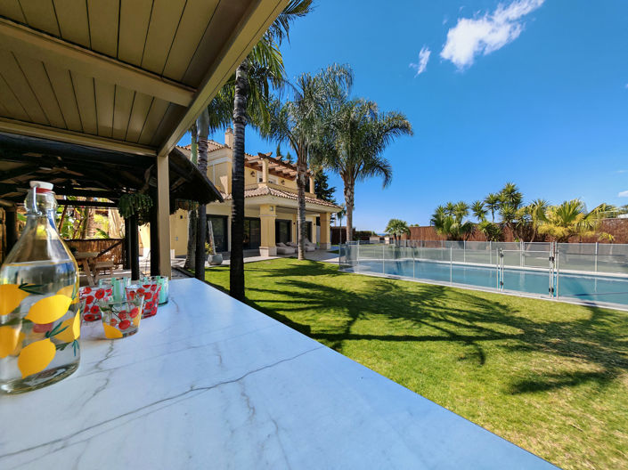 Image No.1-Villa de 4 chambres à vendre à Marbella