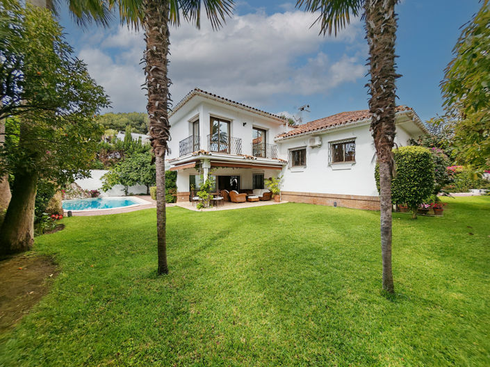 Image No.1-Villa de 5 chambres à vendre à Marbella
