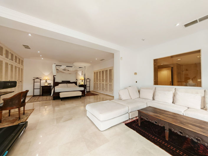 Image No.13-5 Bed Villa for sale
