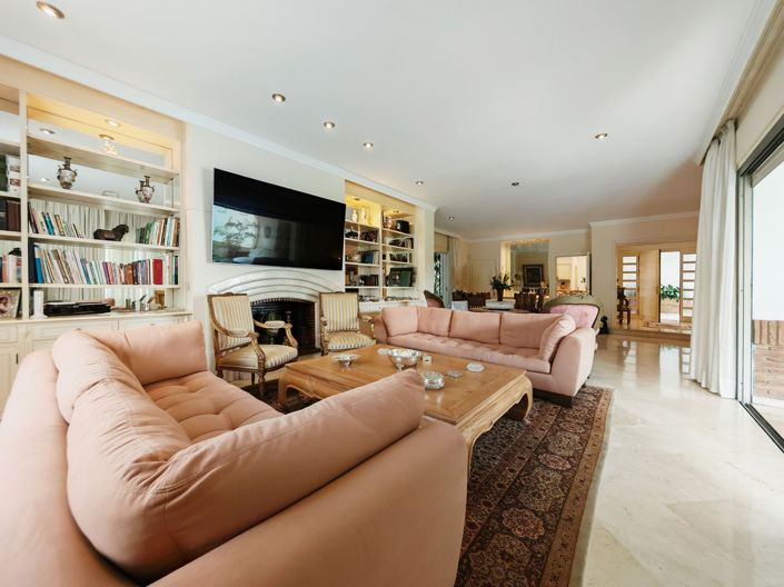 Image No.3-5 Bed Villa for sale