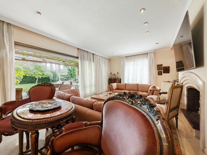 Image No.5-5 Bed Villa for sale