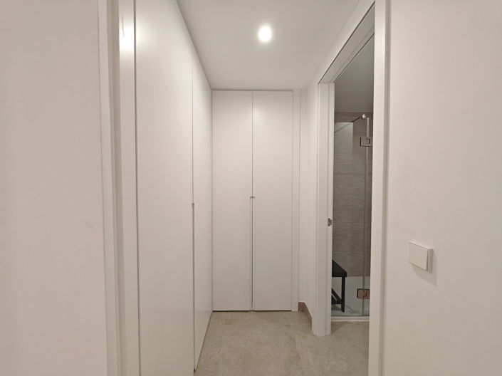 Image No.11-2 Bed Property for sale